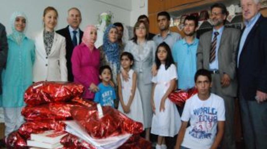 Bakan Şahin&rsquo;den Afgan Aileye Vatandaşlık Ve Burs S&ouml;z&uuml;