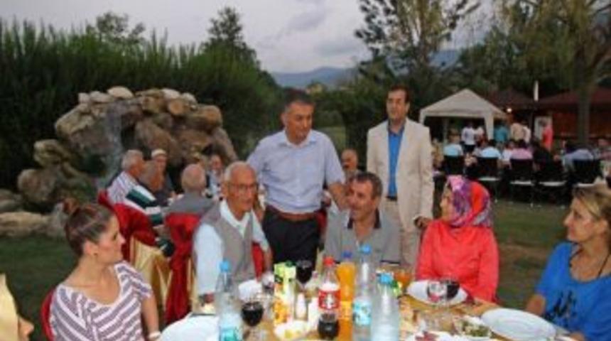 Huzurevi Sakinleri İftarda Buluştu