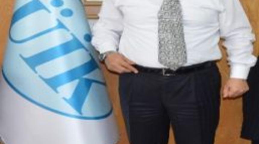 İzmir'de İntihar Girişimlerinin En B&uuml;y&uuml;k Nedeni Ge&ccedil;imsizlik