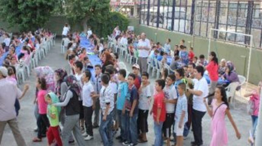 &Ccedil;ocukların İftarı