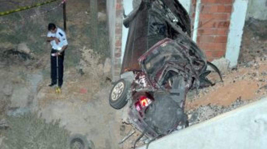 Manisa'da Trafik Kazası: 1 &Ouml;l&uuml;, 3 Yaralı