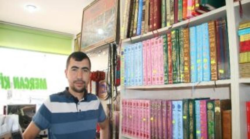 Sungurlu’da Ramazanda Kuran-ı Kerim Satışları Arttı