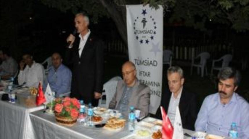 T&uuml;msiad&rsquo;dan İftar Yemeği