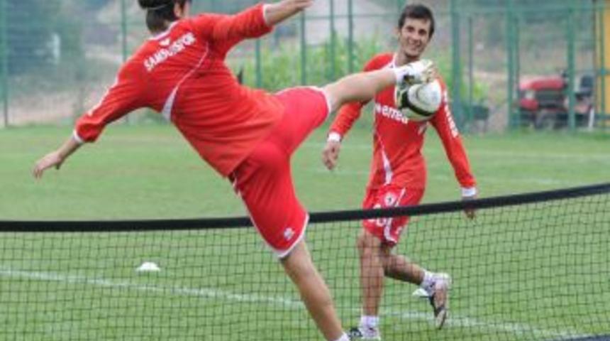 Samsun'da 8 Futbolcu Kamptan G&ouml;nderildi