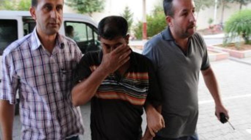 Yanında Çalıştırdığı Sanatçıya Tecavüz Etti