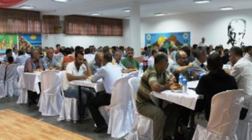 T&uuml;rk Ocakları İftarına Yoğun Katılım