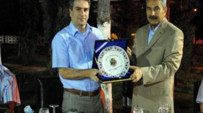 S&ouml;ğ&uuml;t Belediye Başkanı G&uuml;neş&rsquo;ten Kaymakam Karag&uuml;l&rsquo;e Veda Yemeği