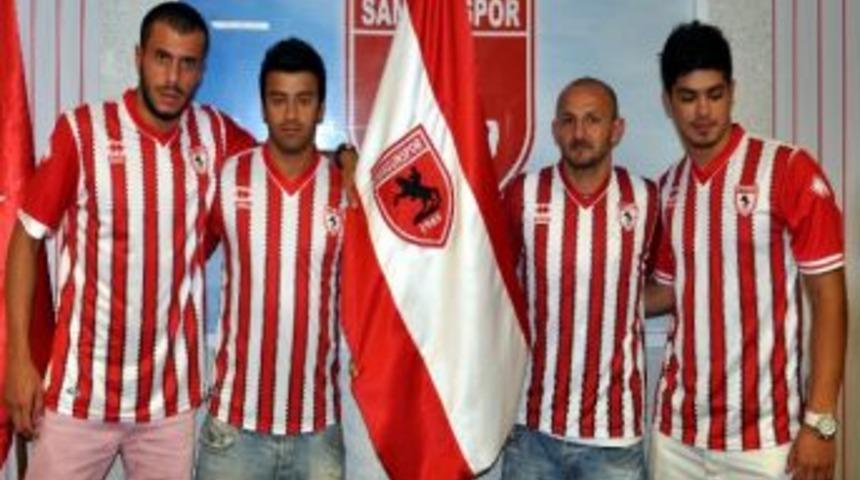 Samsunspor 4 Futbolcu İle S&ouml;zleşme İmzaladı