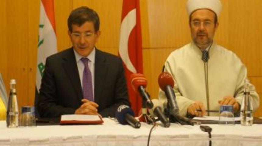 Davutoğlu: Suriye&rsquo;de Dini Mekanların Zarar G&ouml;rmemesine &Ouml;zen G&ouml;sterilmeli