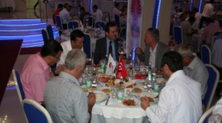SAGİAD Işadamlarını Iftarda Buluşturdu
