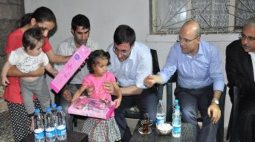 Bakan Şimşek: Ter&ouml;r &Ouml;rg&uuml;t&uuml; Ve BDP, K&uuml;rtleri Temsil Etmiyor