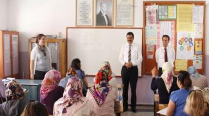 Ke&ccedil;i&ouml;ren Belediyesi'nden Umre &Ouml;d&uuml;ll&uuml; Bilgi Yarışması