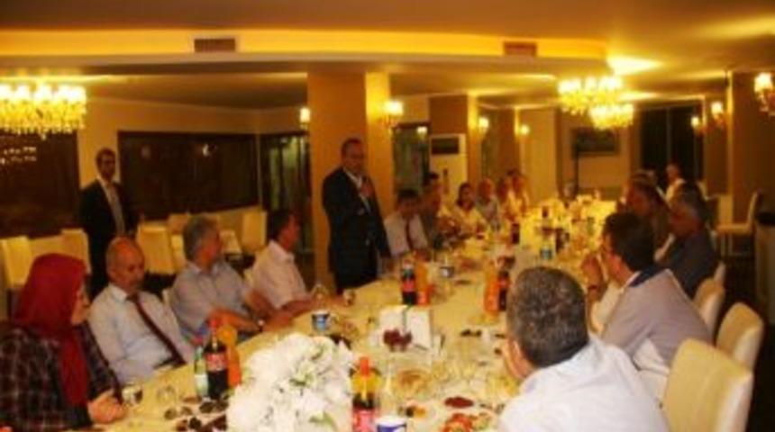 Trabzon Valisi Dr. Recep Kızılcık, İl Genel Meclisi &Uuml;yelerine İftar Yemeği Verdi