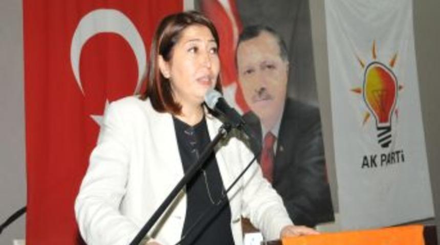 AK Partili &Ouml;zdalga: Masum Insanları &Ouml;ld&uuml;rerek Bir Şey Elde Edemezsiniz