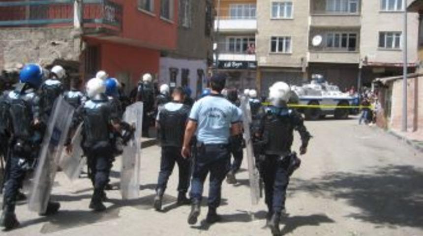 Erzurum'da Hurdacıların Kavgasında Silahlar Konuştu