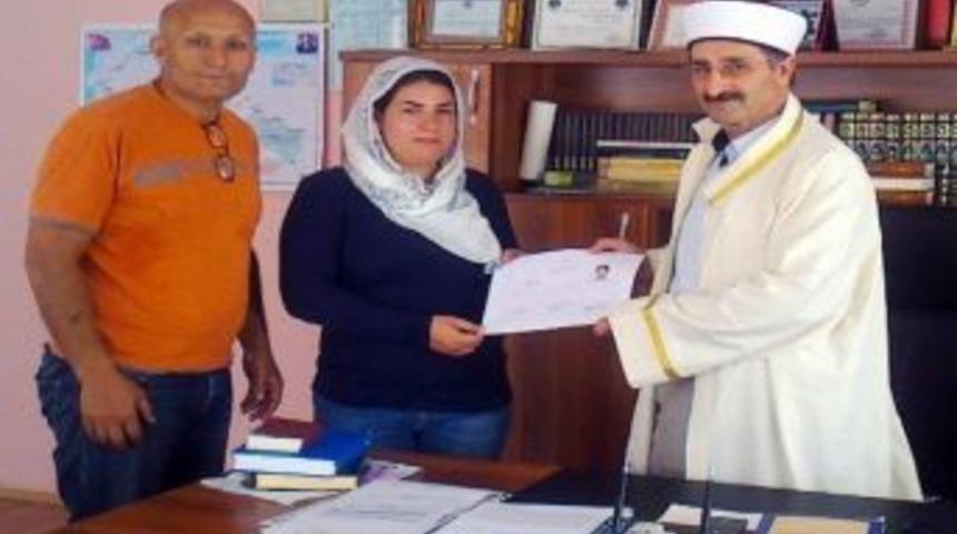 Sevgilisi Uğruna M&uuml;sl&uuml;man Oldu