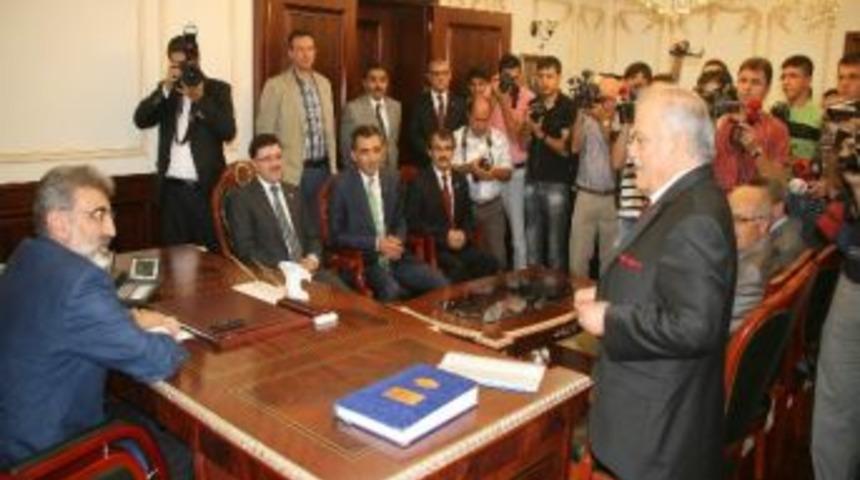 Enerji Ve Tabii Kaynaklar Bakanı Taner Yıldız: