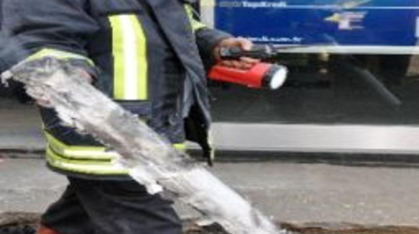 Bankada Yangın Paniği