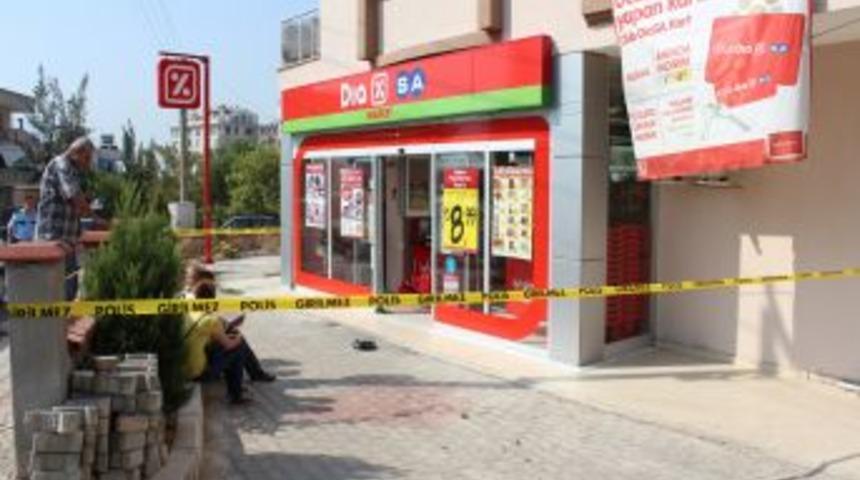 İzmir'de Market Soygunu