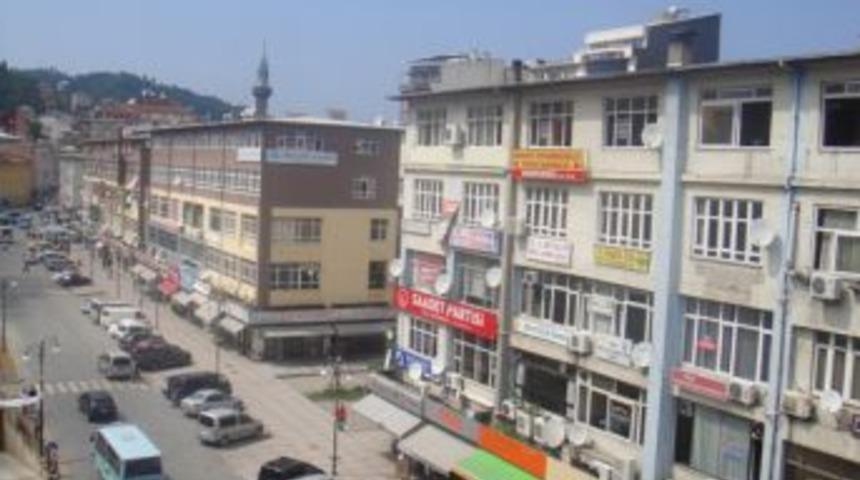 Rize Belediye Blokları Yıkılıyor