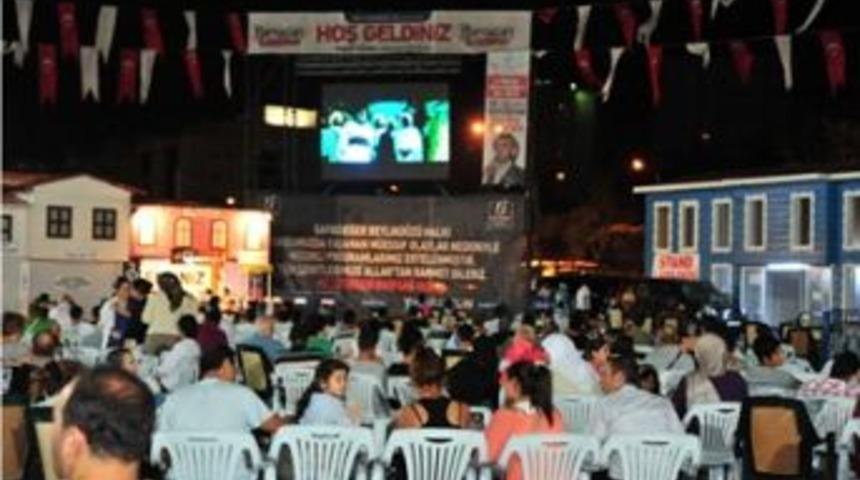 Beylikd&uuml;z&uuml;&rsquo;nde Milli hassasiyet