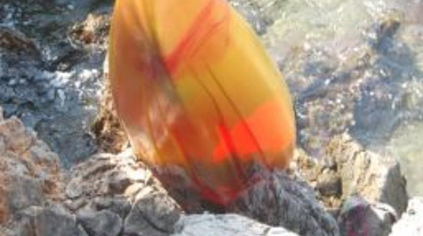 Kano Yapan Bayan Denizde &Ouml;l&uuml; Bulundu