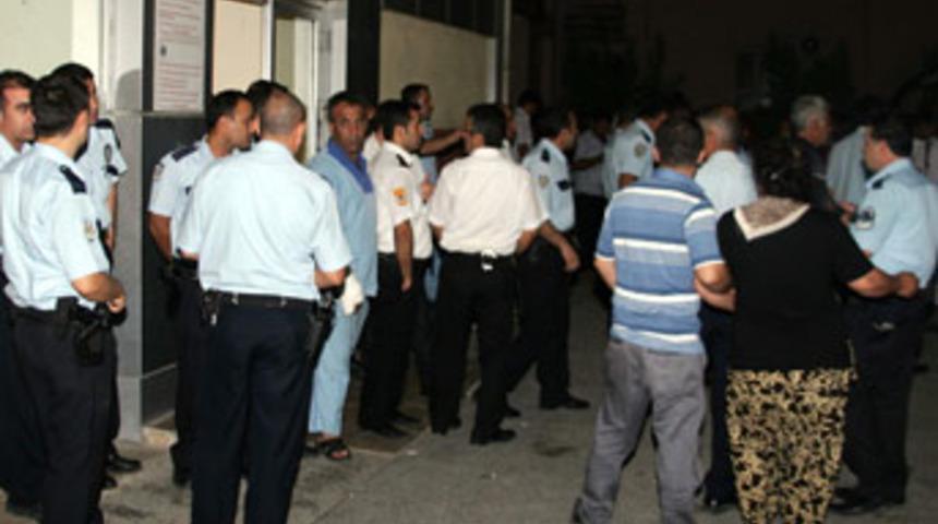 D&uuml;ğ&uuml;n sonrası kanlı hesaplaşma: 2 &ouml;l&uuml;