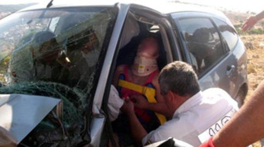 Kadın s&uuml;r&uuml;c&uuml;, otomobiliyle &ouml;lmek istedi