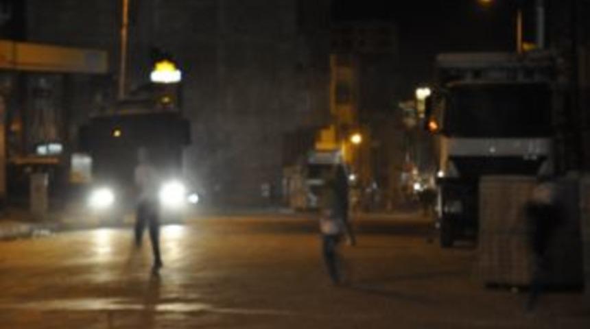 Şırnak&rsquo;ta &Ccedil;ıkan Olaylar Sahura Kadar S&uuml;rd&uuml;