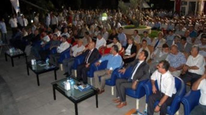 Tıp Fak&uuml;ltesi Hastanesi Havai Fişek G&ouml;sterileri Eşliğinde A&ccedil;ıldı