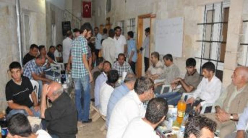 Muhacirler Yardımlaşma Ve Dayanışma Derneği İftar Verdi