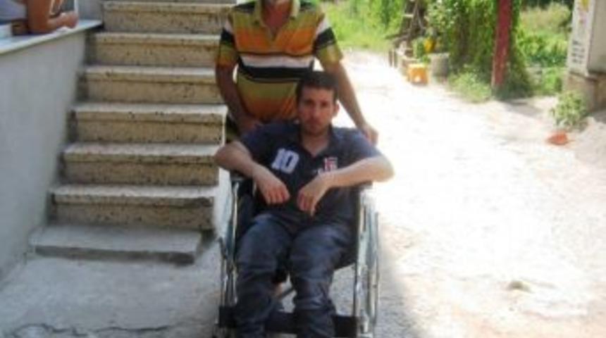 İzmit Belediyesi Engelli Vatandaşların Hayatlarını Kolaylaştırıyor