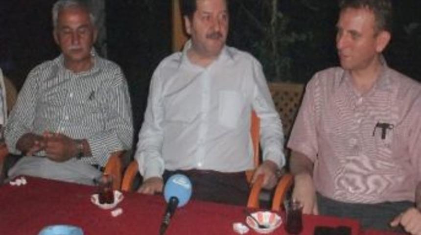 Ak Parti'li Kinay: "suriye'de Akan Kan Durmalı"