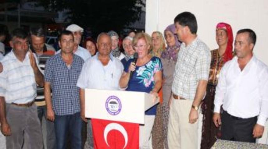 Y&ouml;r&uuml;k Derneğine Iftarlı A&ccedil;ılış