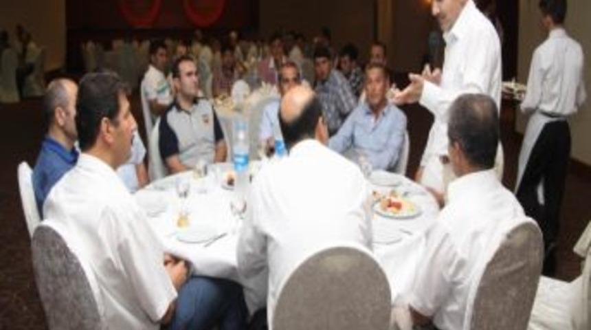 &Uuml;r&uuml;n Mermer Sanayicileri İle İftarda Buluştu