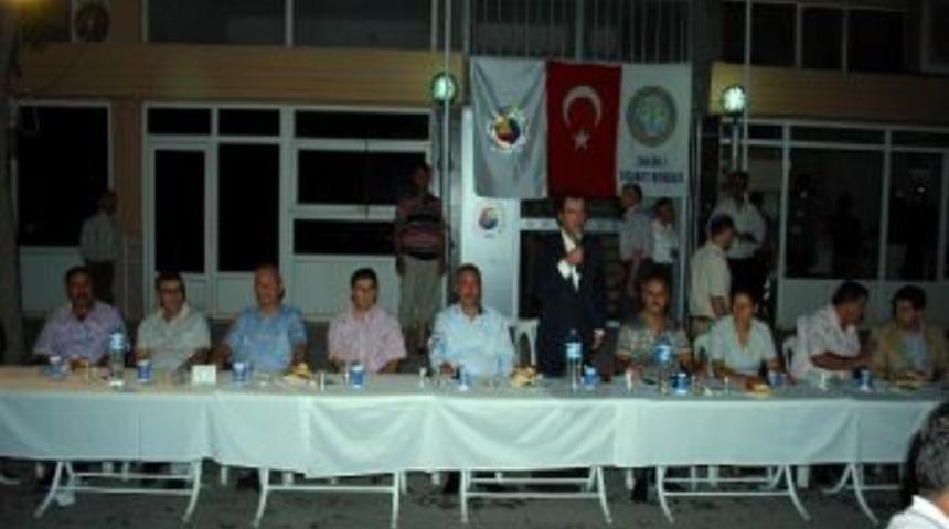 Salihli Ticaret Borsası&rsquo;ndan Geleneksel İftar Yemeği