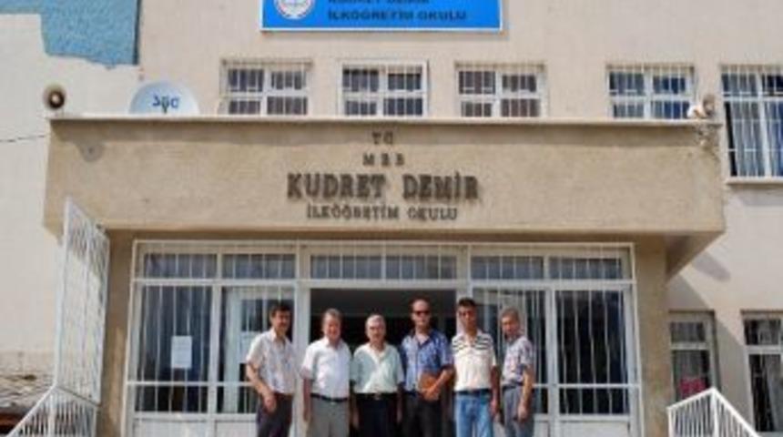 Başkan &Ccedil;elikkol'dan Kardeş Okula Ziyaret