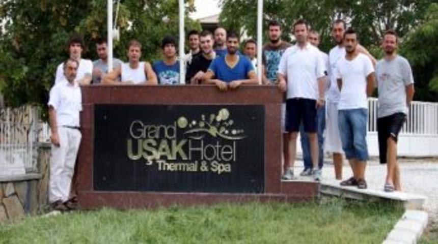 Uşak &Uuml;niversitesi Basketbol Kul&uuml;b&uuml; Sezon Hazırlıklarına Başladı