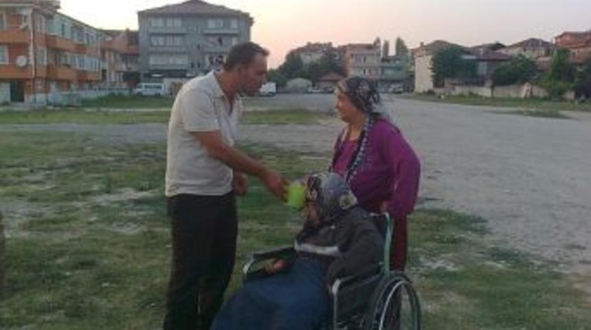 Dilencinin Üzerinden Bin Lira Çıktı