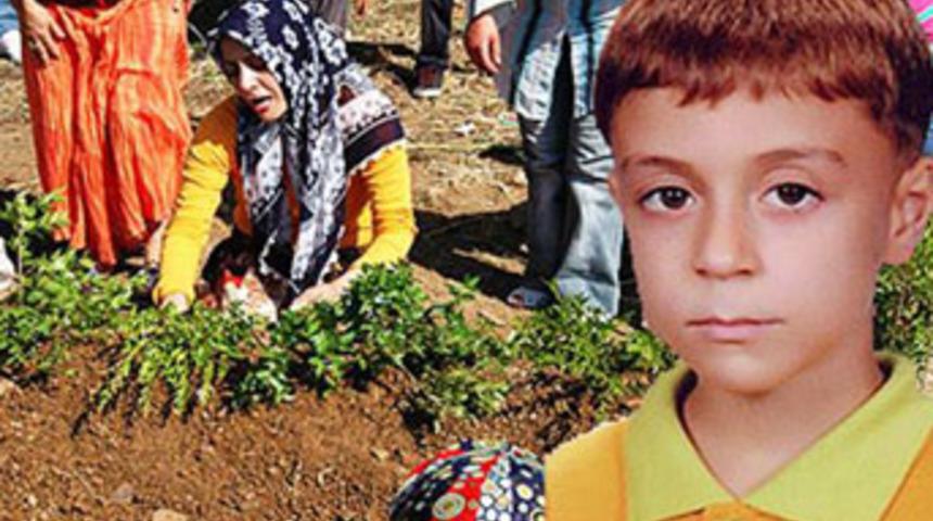 Minik kalbi derbi heyecanına dayanamadı