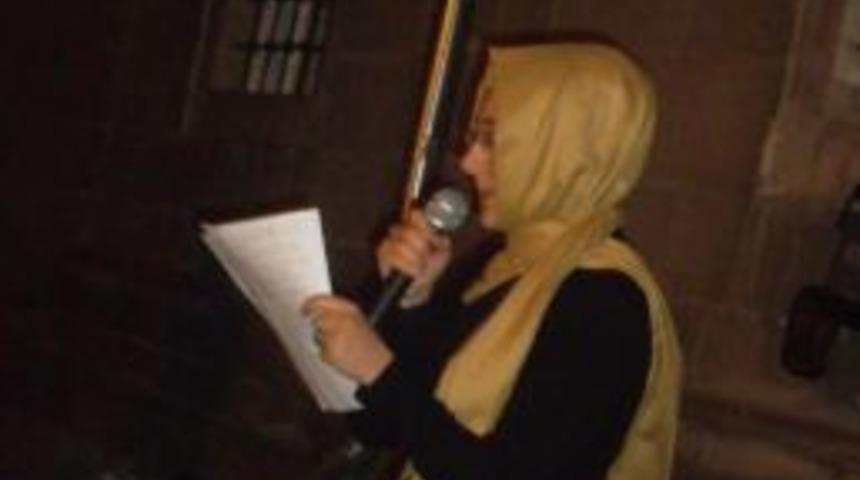 Kadınlar Suriye Ve Arakanlılar İ&ccedil;in Kur&rsquo;an Okuyup Dua Ettiler