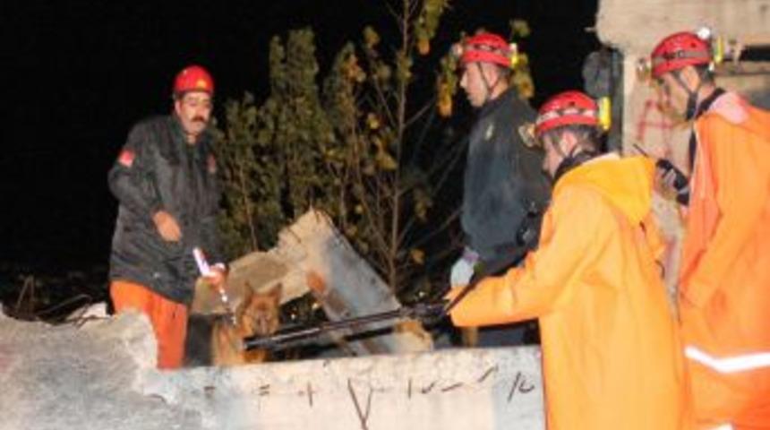 Canlı Buluyoruz Ama Cenazeleri Bulacak Arama Kurtarma K&ouml;peğimiz Yok