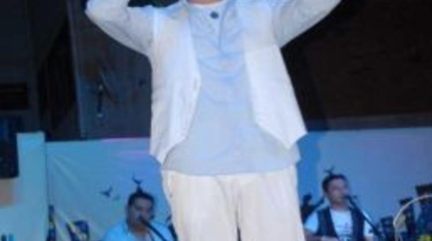 Fethiyeliler Bedirhan G&ouml;k&ccedil;e İle Şiire Doydu