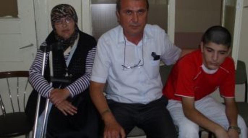 Yılmaz Ailesinin Y&uuml;z&uuml; G&uuml;l&uuml;yor