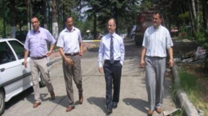 Kaymakam Yaman, Sosyal Hizmetler Binası İnşaatını İncelemelerde Bulundu