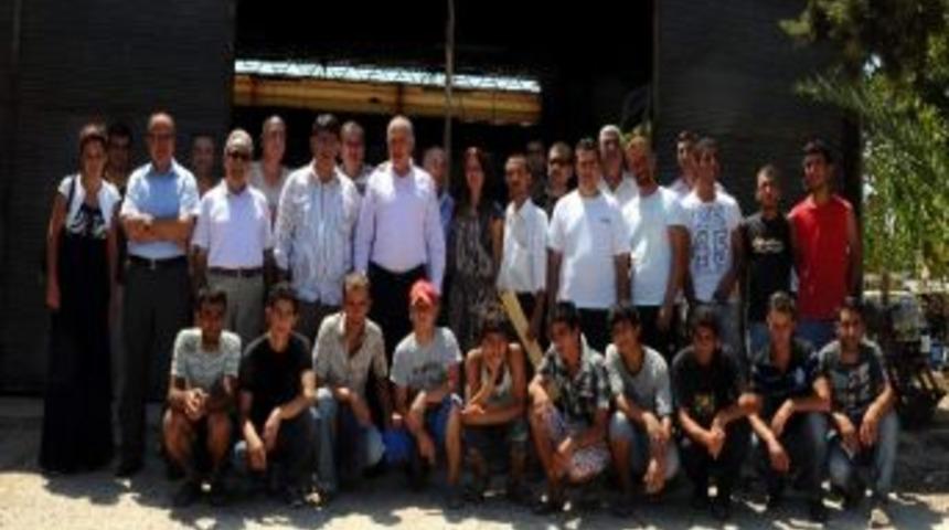 Aesob’dan Dezavantajlı Gruplara Altın Bilezik