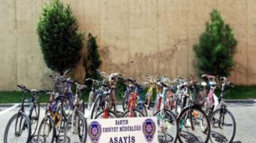 Bisiklet Hırsızı &Ccedil;ocuklar Yakalandı