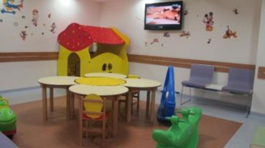 Çocukların Hastane Korkusunu Oyun Parkıyla Yeniyorlar