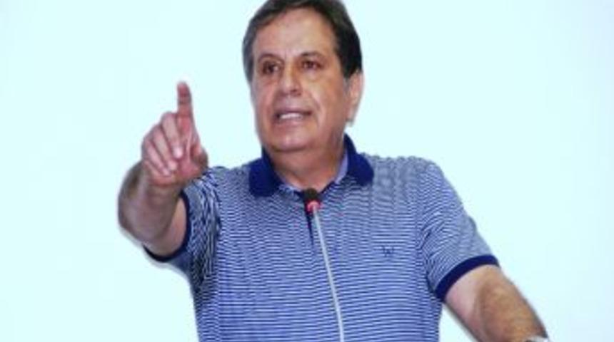 Adana B&uuml;y&uuml;kşehir Belediye Meclisi Toplantısında "bekir Sıtkı &Ouml;zer" Gerilimi