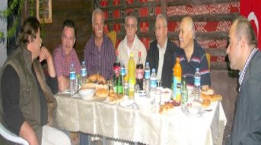 Şehit Evinde İftar Yemeği